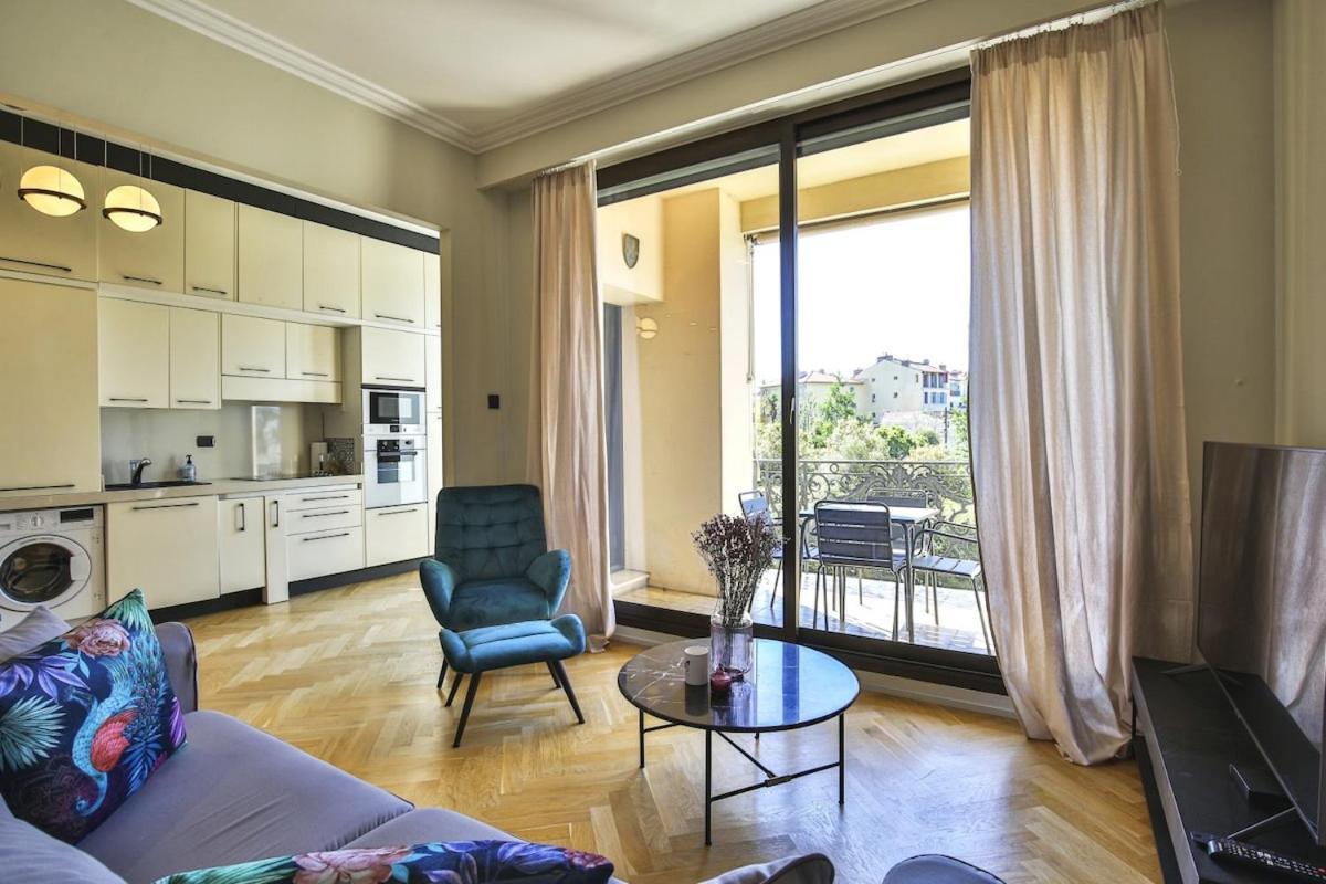 Balcon Vue Coulee Verte. Luxe Plein Coeur De Ницца Экстерьер фото